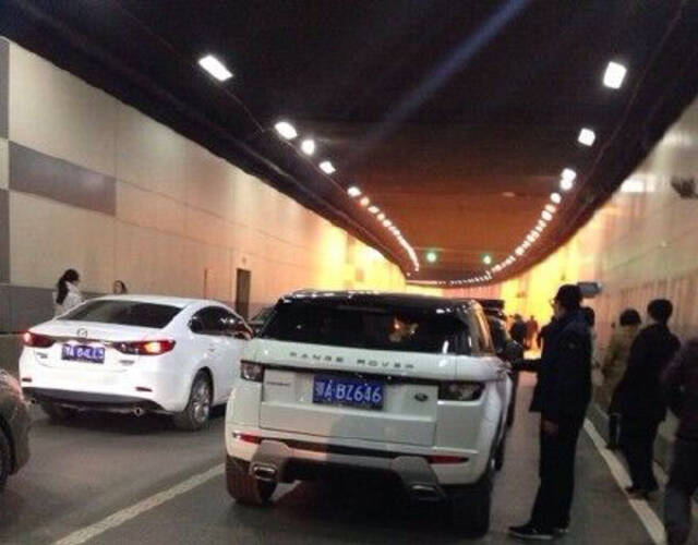 武汉光迅科技火灾事件，痛定思痛，共筑安全防线新篇章,武汉光迅科技火灾现场,武汉光迅科技火灾,武汉光迅科技有限,第1张